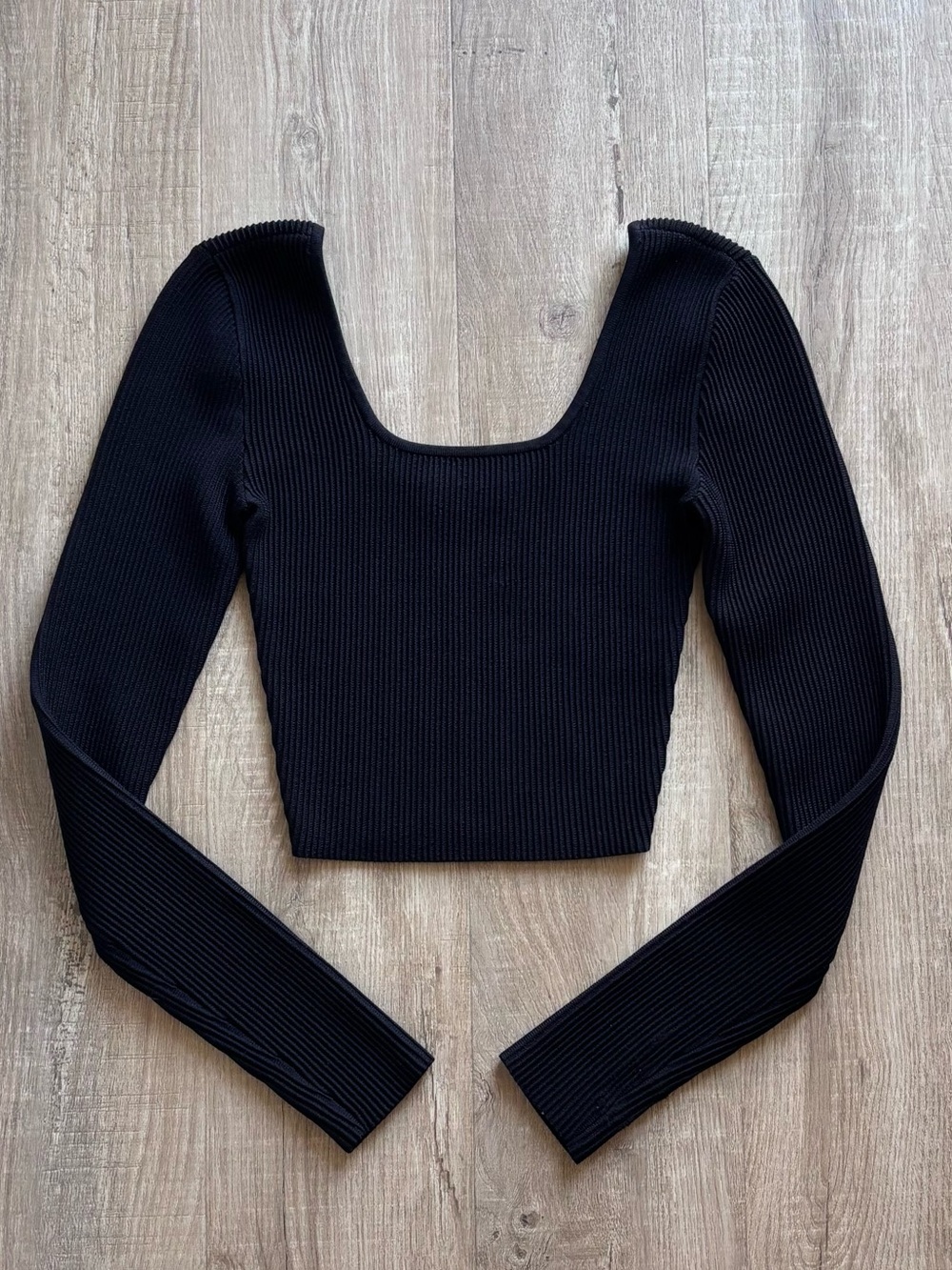 Babaton Sculpt Knit Squareneck Cropped Longsleeve in Black